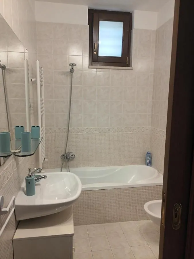 Bari Airport And Sea Villa 0*,